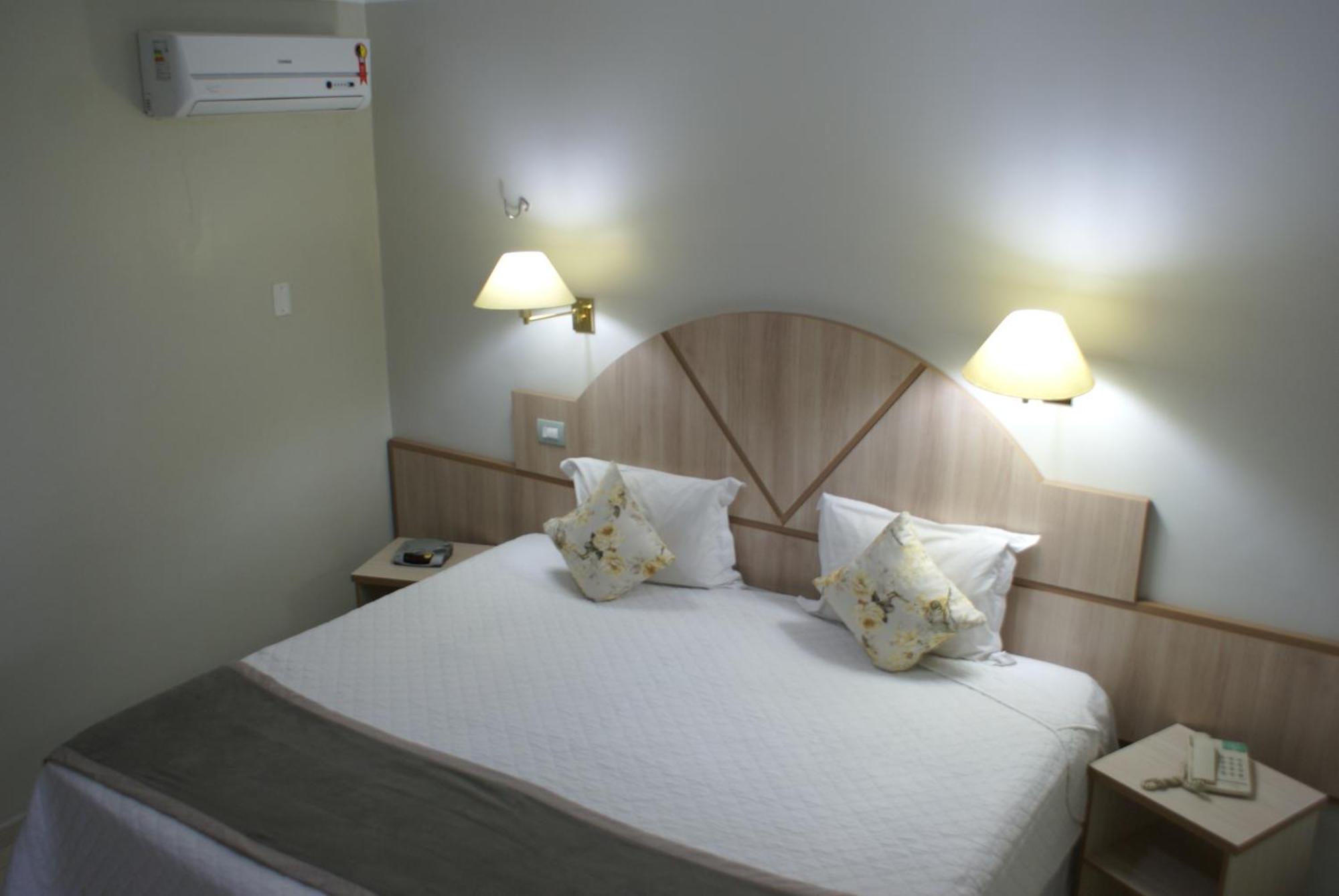 Verdes Vales Lazer Hotel خوازيرو دو نورتي الغرفة الصورة